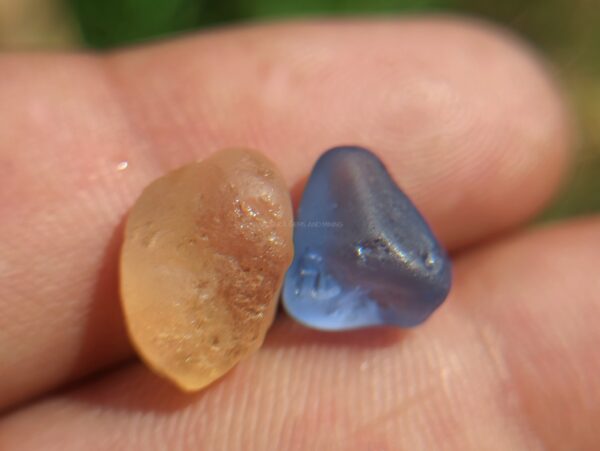 Ceylon Peach and Blue Sapphire Rough Stones