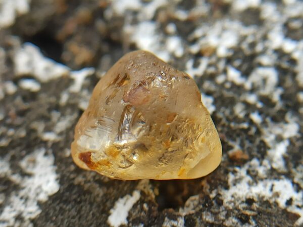 Facet Grade Ceylon Natural Yellow Sapphire