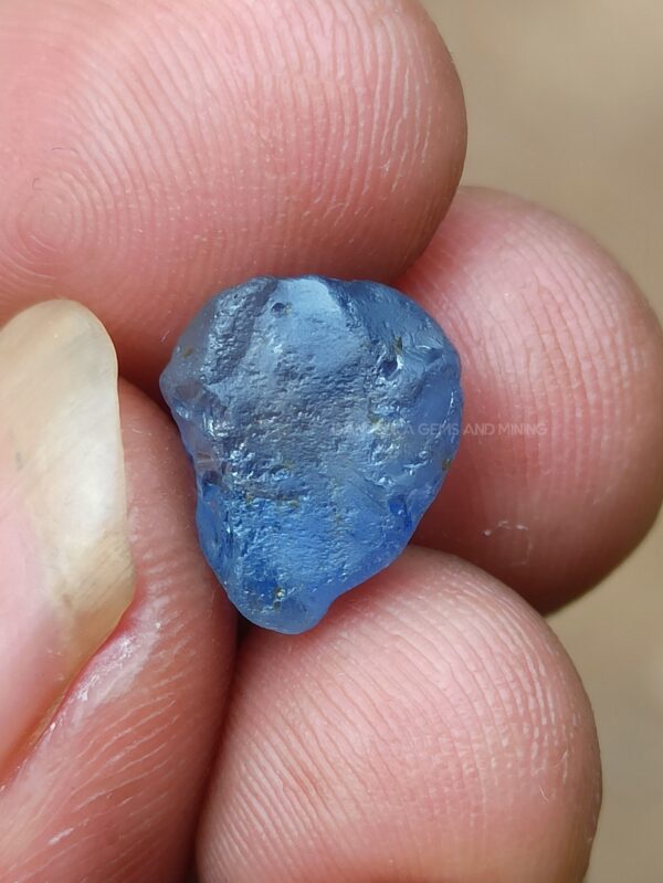 Facet Grade Natural Blue Sapphire Rough