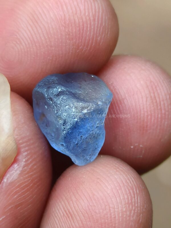 Facet Grade Natural Blue Sapphire Rough