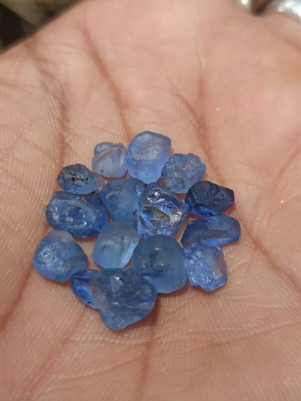 Facet Grade Natural Blue Sapphire Rough Stones