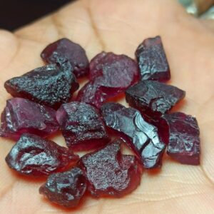 Facet Grade Natural Garnet Rough