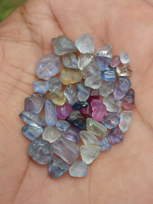 Facet Grade Natural Rough Sapphires