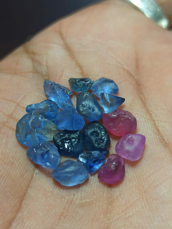 Facet Grade Natural Sapphire Rough