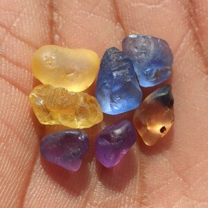 Facet Grade Natural Sapphire Rough