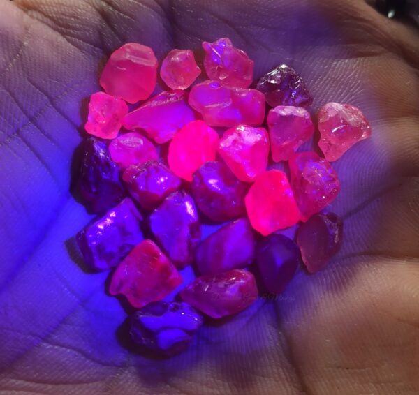 Facet Grade Natural Spinel Rough