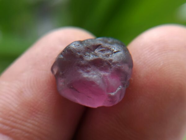 Facet Grade Natural Spinel Rough