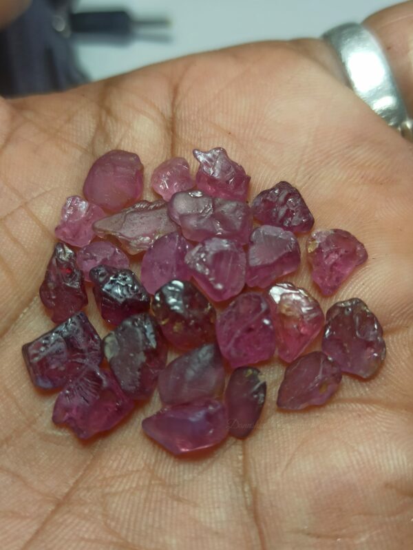 Facet Grade Natural Spinel Rough