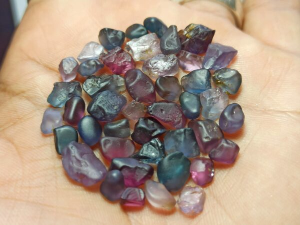 Facet Grade Natural Spinel Rough