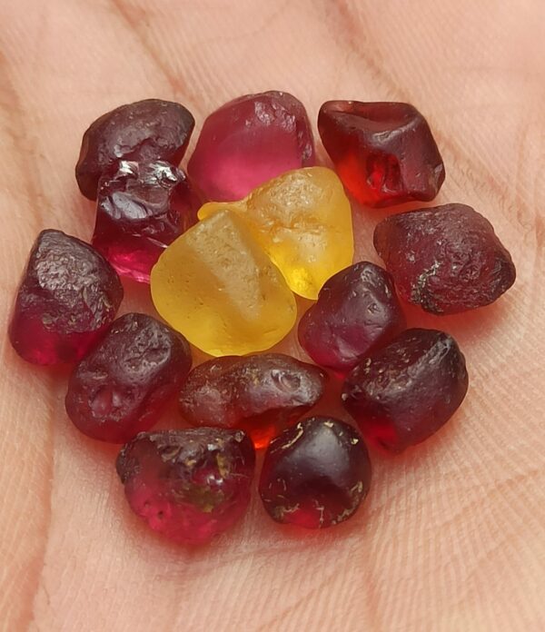 Facet Grade Natural Yellow Sapphire & Garnet Rough