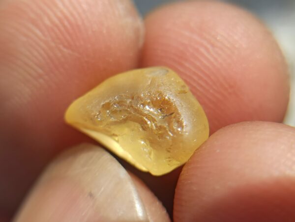 Facet Grade Natural Yellow Sapphire Rough