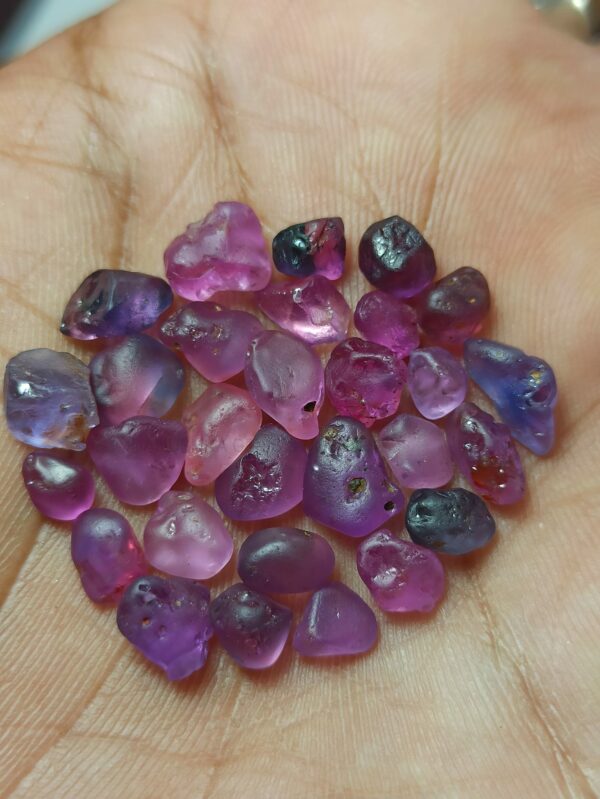 Facet Grade Pink to purple, Bi-color & Color change Sapphire Rough