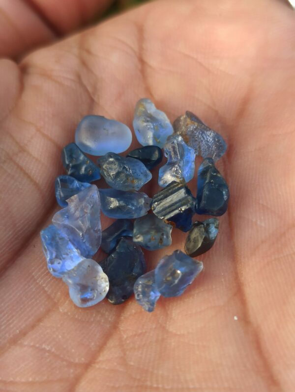 Facet Grade Rough Blue Sapphires