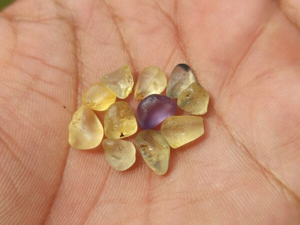 Facet Grade Rough Ceylon Sapphires