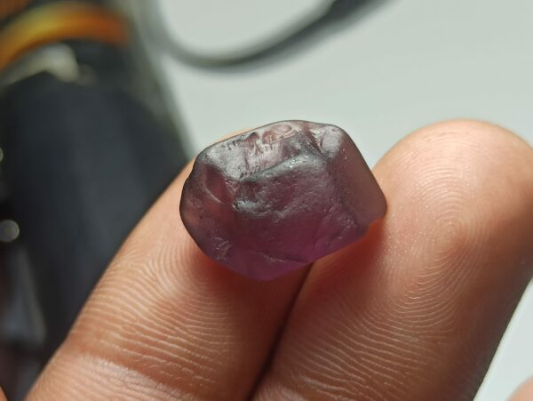 Facet Grade Rough Spinel