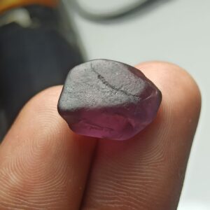 Facet Grade Rough Spinel