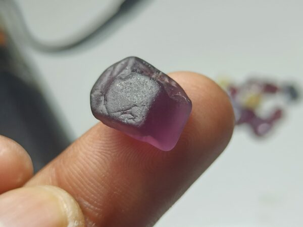 Facet Grade Rough Spinel