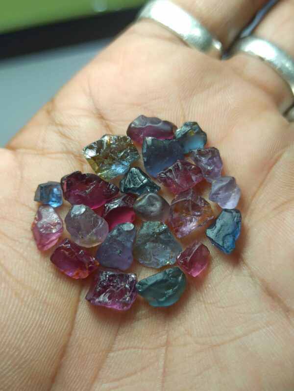 Facet Grade Spinel Rough collection