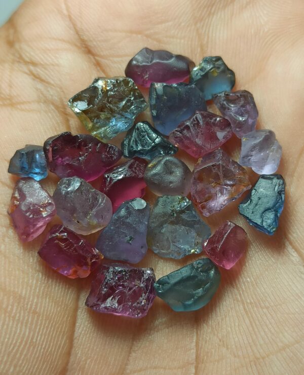 Facet Grade Spinel Rough collection