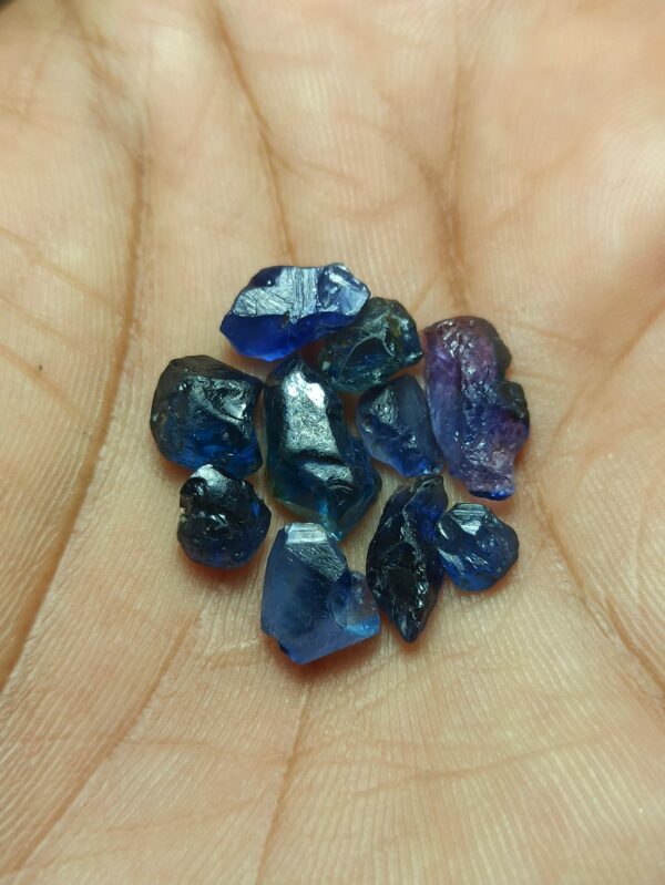 Natural Blue Sapphire & Teal sapphire Facet Grade Rough