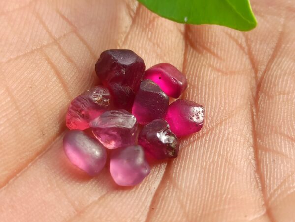 Natural Ruby & Pink Sapphire Rough Stones