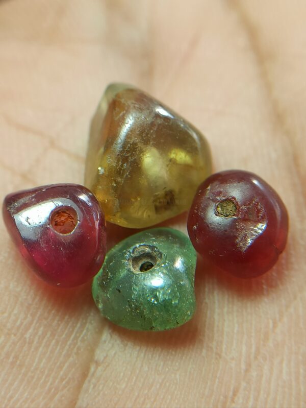 Old Ceylon Ancient Beads - Garnet & Zircon Mukkaru Stones