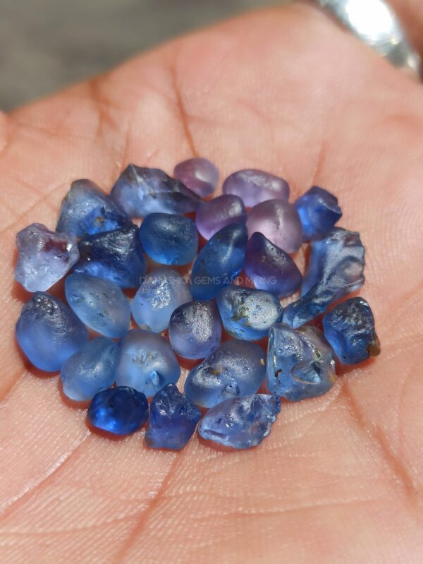 Facet-grade Ceylon natural blue sapphire rough collection