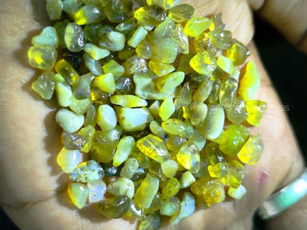 Ceylon Natural Chrysoberyl Cat's Eye Rough