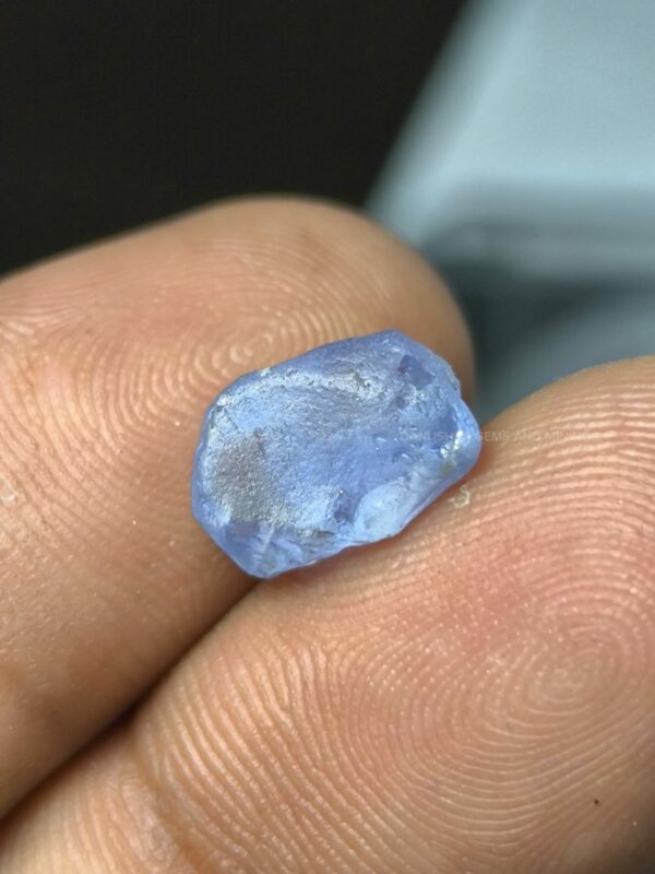 Facet Grade Natural Blue Sapphire Rough