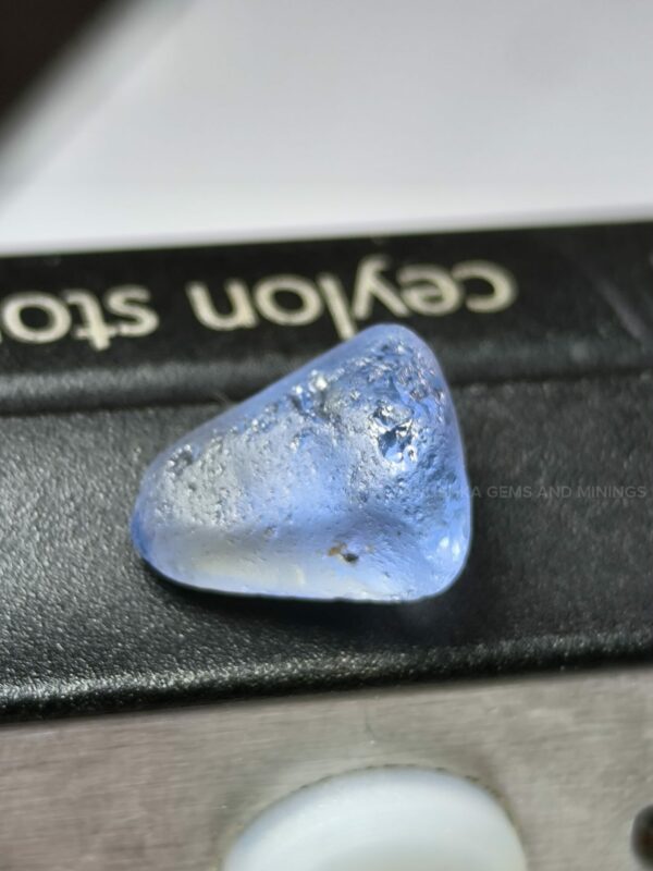 Facet Grade Ceylon Natural Blue Sapphire Rough