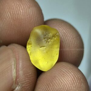 Facet Grade Natural Yellow Sapphire Rough