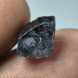 Facet Grade Ceylon Natural Spinel Rough