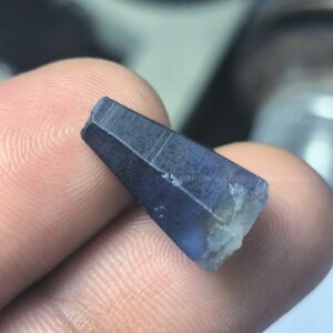 NATURAL BLUE SAPPHIRE CRYSTAL