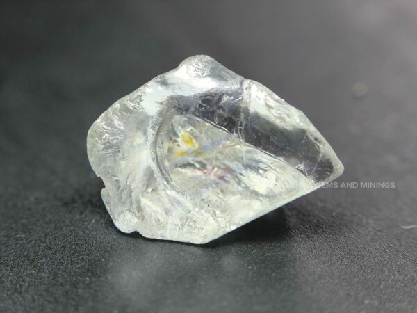 Facet Grade Natural Heating Sapphire Rough Young Geuda