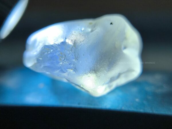 Facet Grade Natural Heating Sapphire Young Geuda Rough