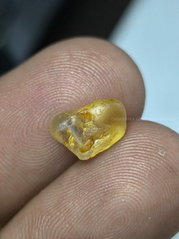 Facet Grade Natural Yellow Sapphire Rough