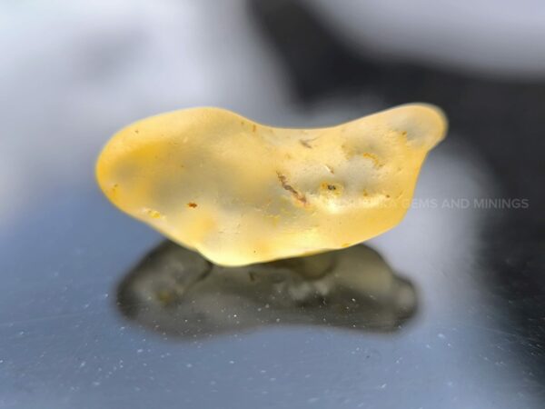 Facet Grade Natural Yellow Sapphire Rough