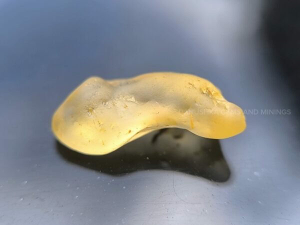 Facet Grade Natural Yellow Sapphire Rough