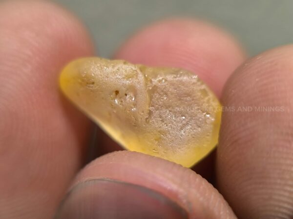 Facet Grade Natural Yellow Sapphire Rough