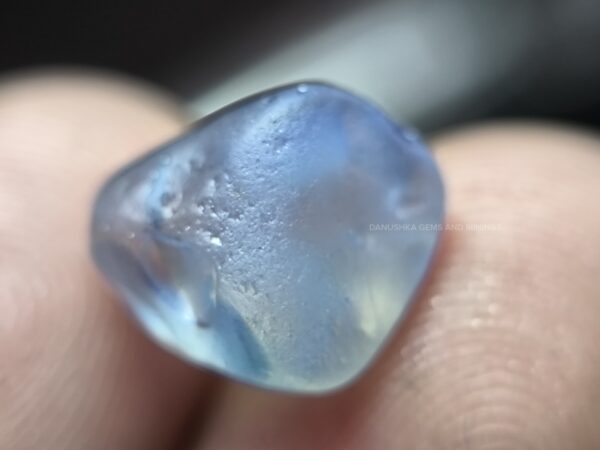 Natural Heating Sapphire Geuda Rough