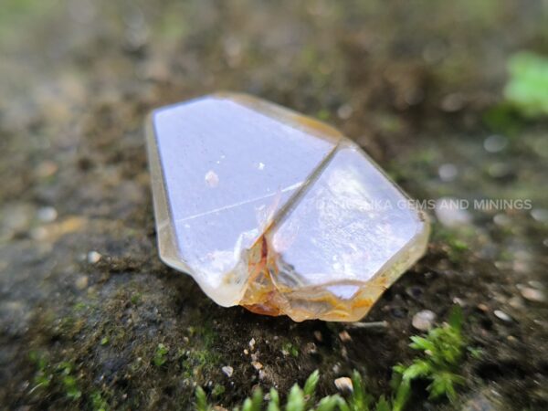 Natural Uncommon Yellow Sapphire Twin Crystal