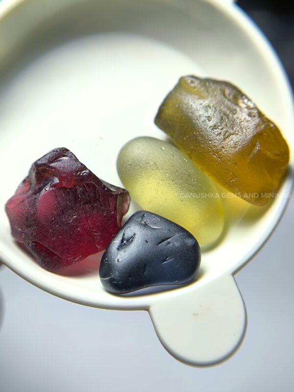 Natural Garnet, Zircon, spinel and Chrysoberyl Rough Collection