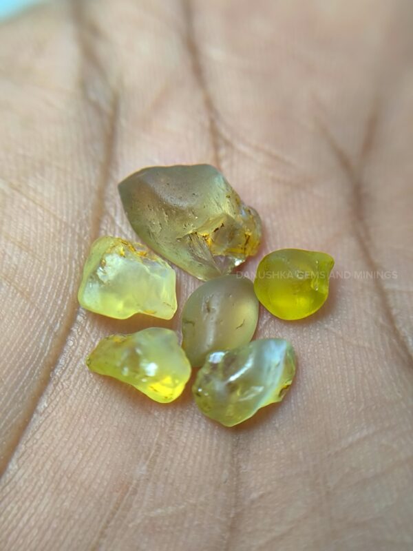 Chrysoberyl Cats Eye Rough Collection