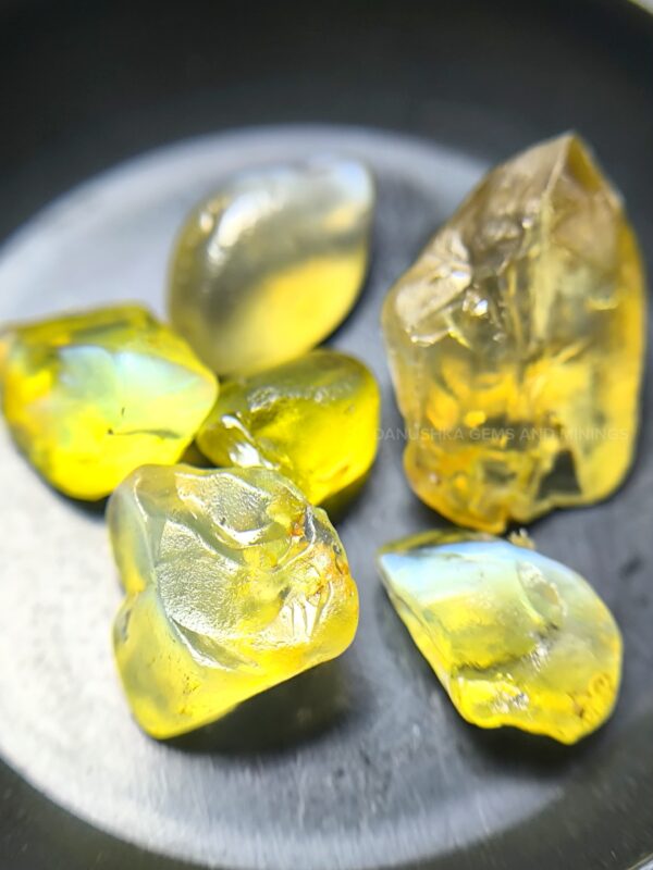 Chrysoberyl Cats Eye Rough Collection