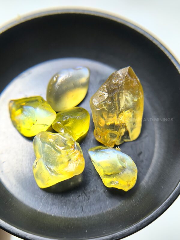 Chrysoberyl Cats Eye Rough Collection