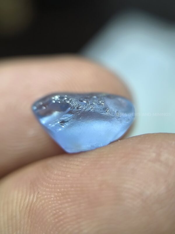 Facet Grade Ceylon Natural Blue Sapphire Rough