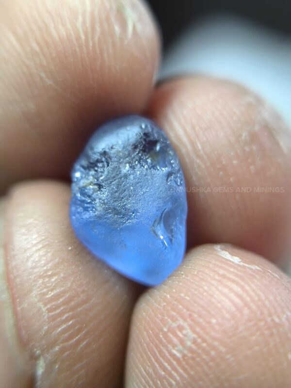Facet Grade Ceylon Natural Blue Sapphire Rough