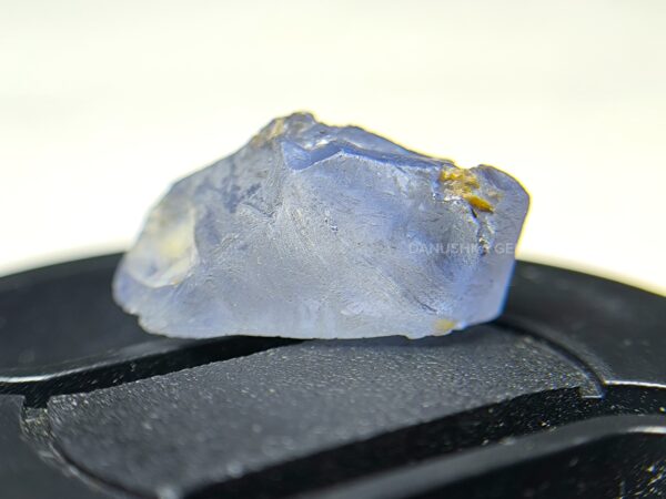 Facet Grade Heating Sapphire Rough