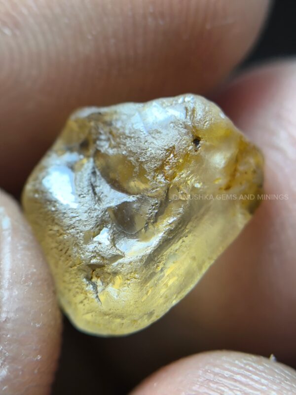 Ceylon Natural Out Color Yellow Sapphire Rough
