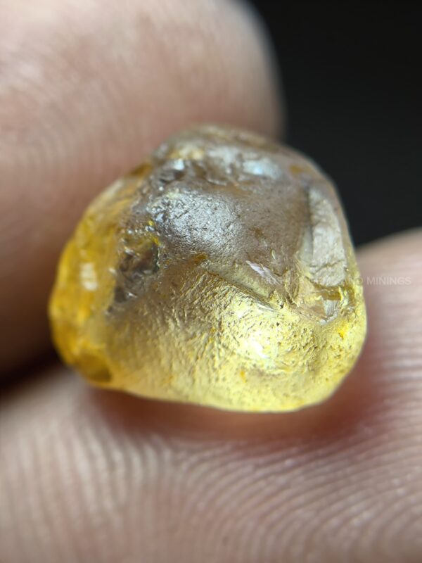 Ceylon Natural Out Color Yellow Sapphire Rough